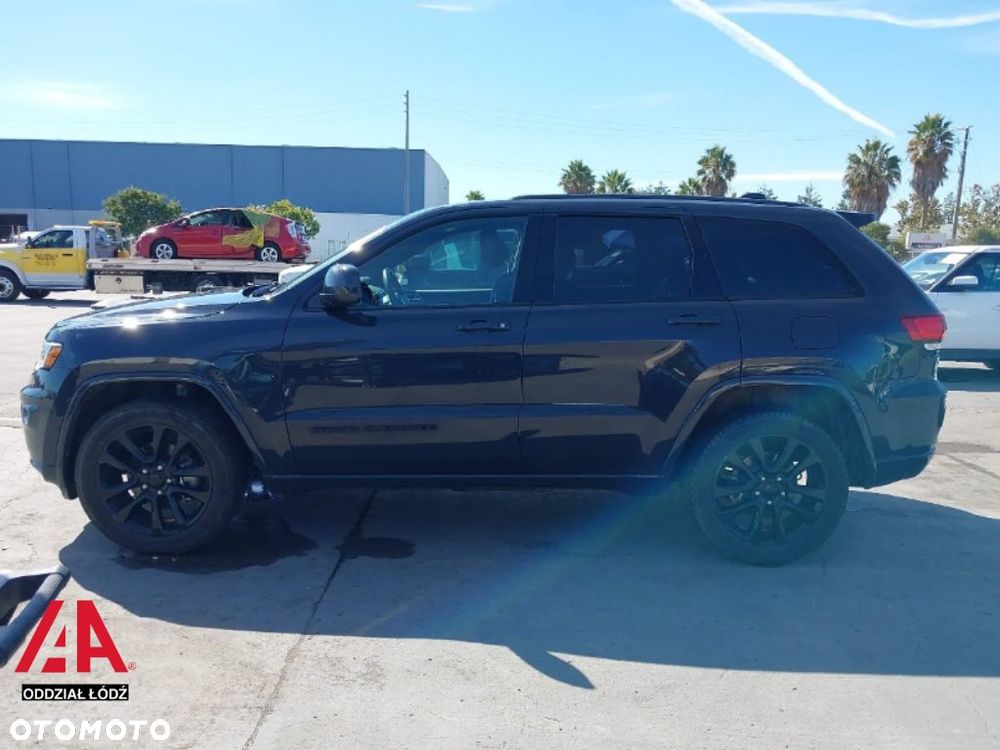 Jeep Grand Cherokee - 4