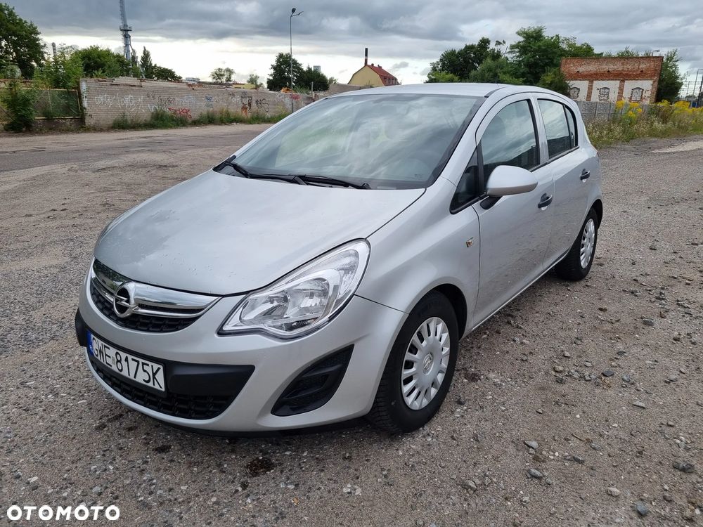Opel Corsa 1.2 16V Essentia - 1