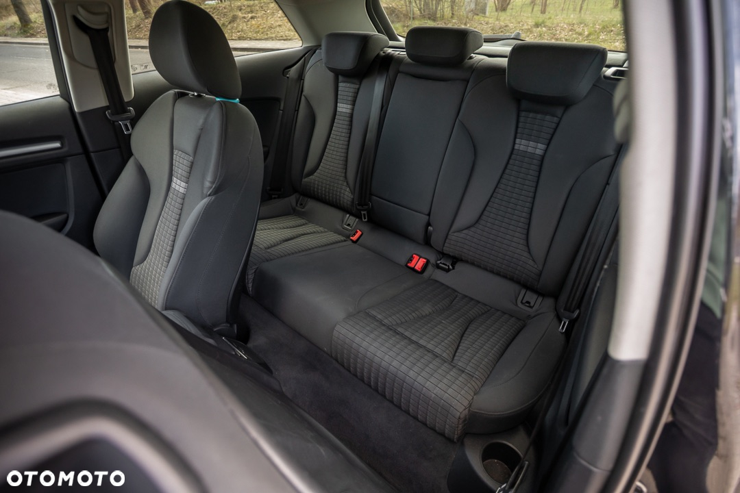 Audi A3 2.0 TDI S tronic sport - 20
