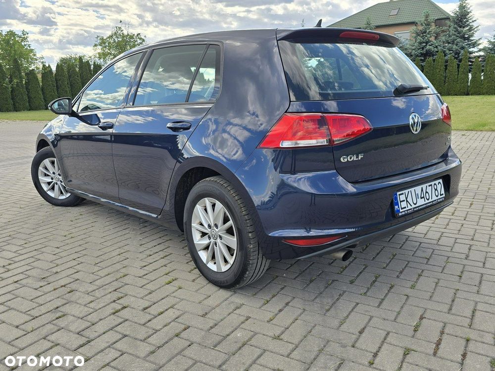 Volkswagen Golf - 14