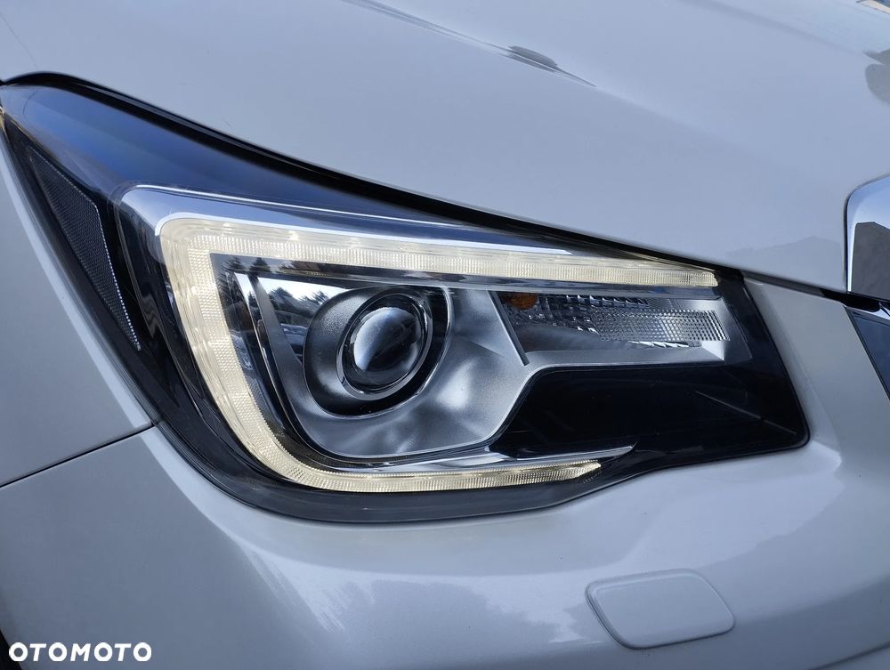 Subaru Forester 2.0 XT Sport Lineartronic - 10