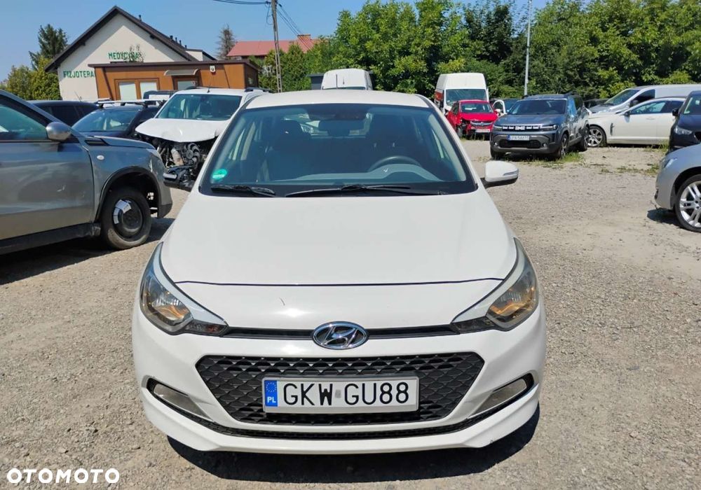 Hyundai i20 - 17
