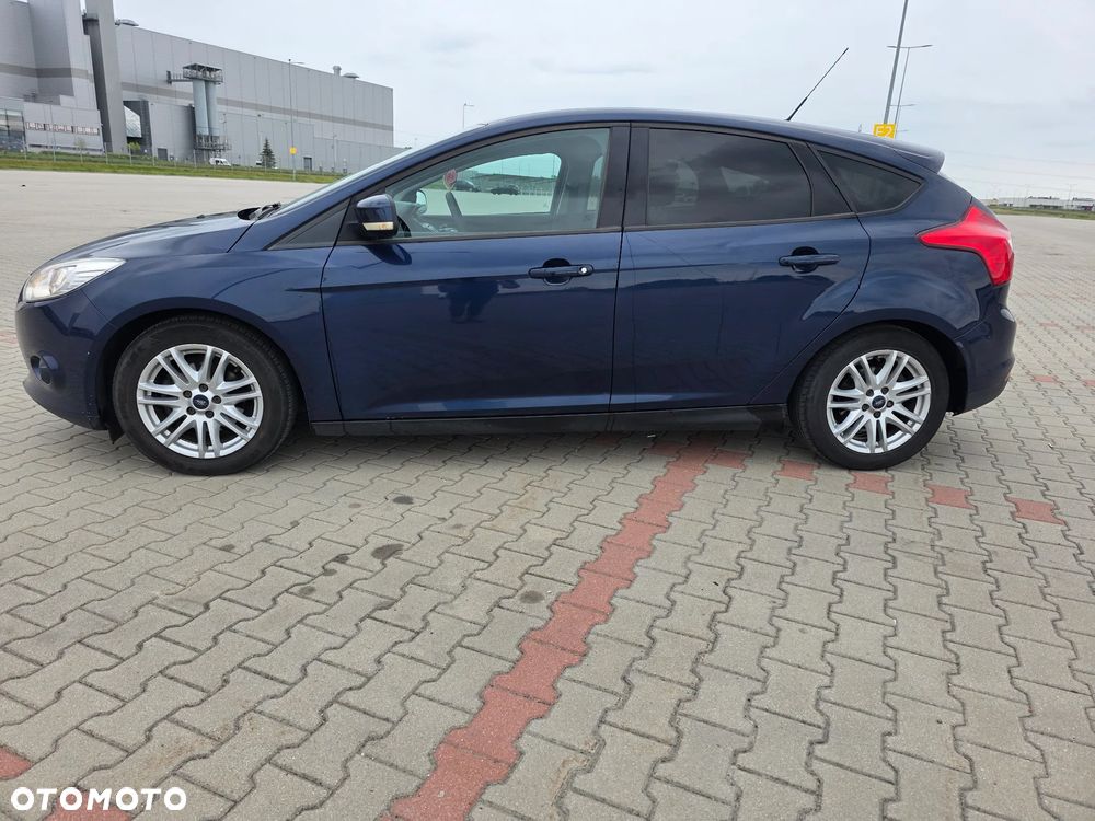 Ford Focus - 10