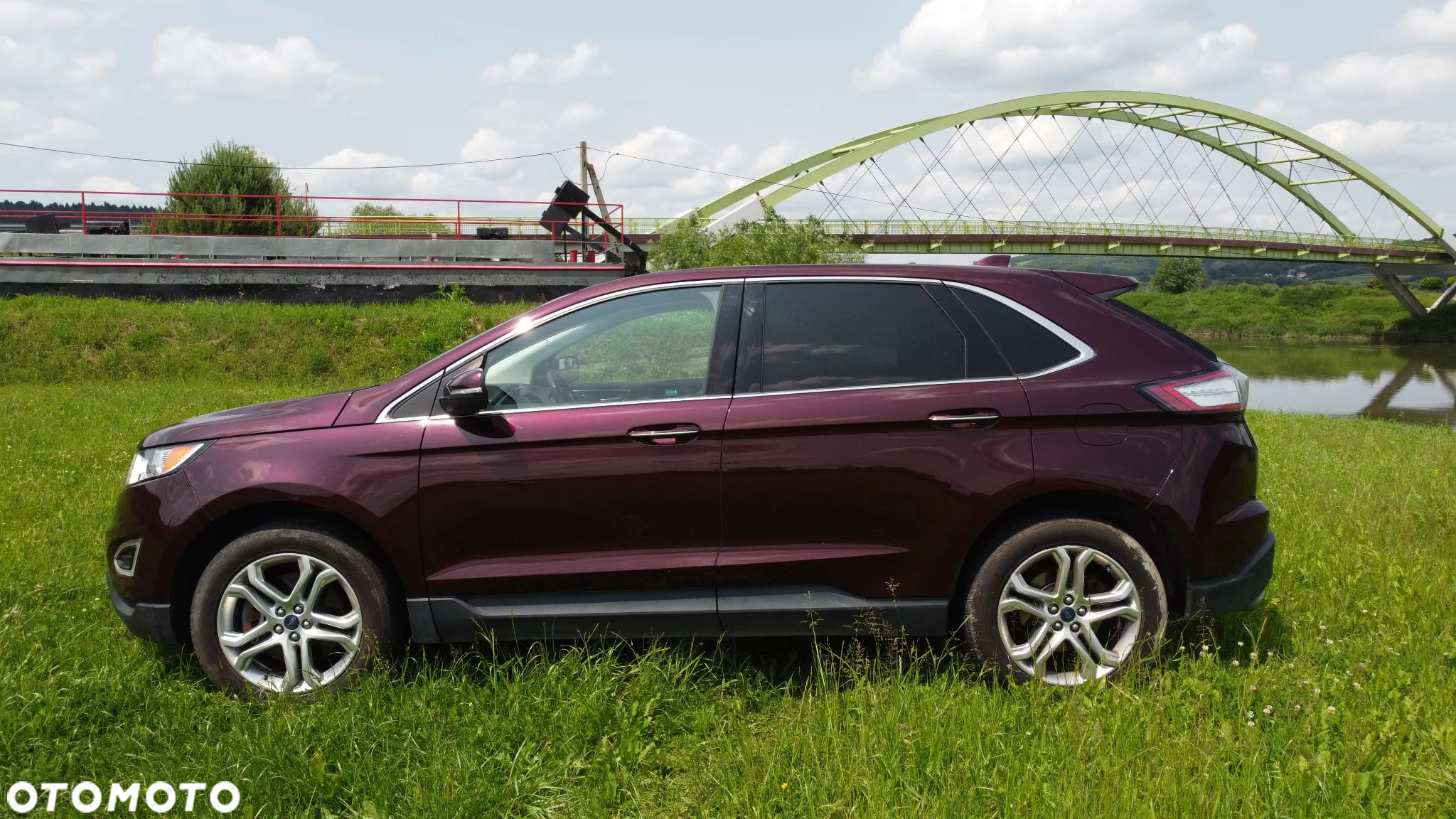 Ford Edge - 12