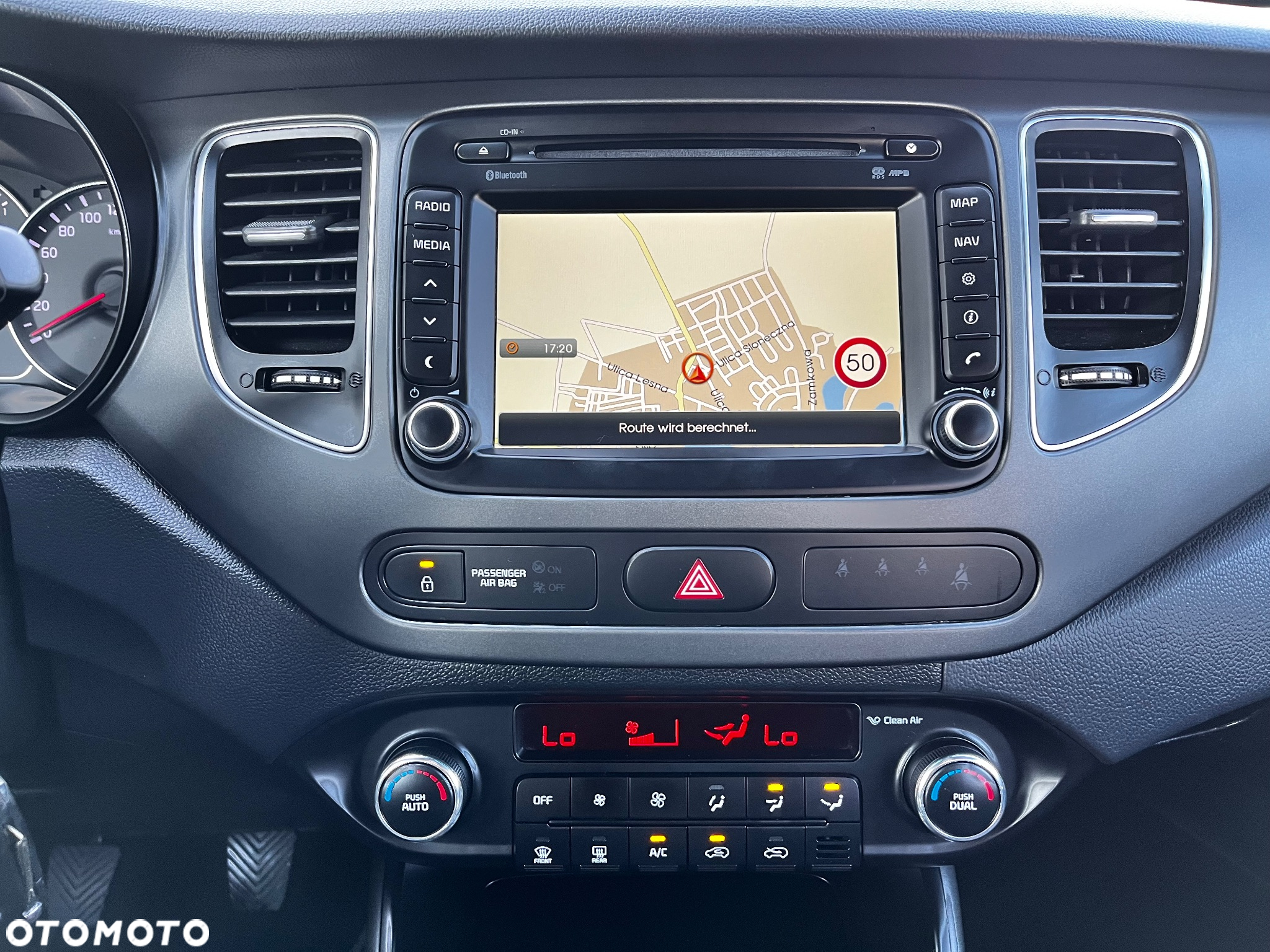 Kia Carens 1.7 CRDi L - 25