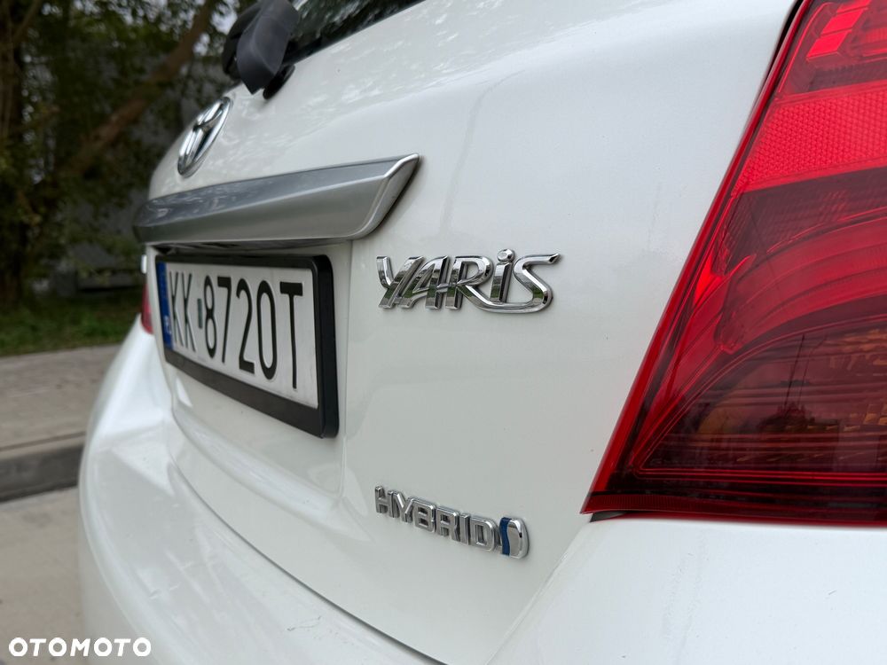 Toyota Yaris - 12