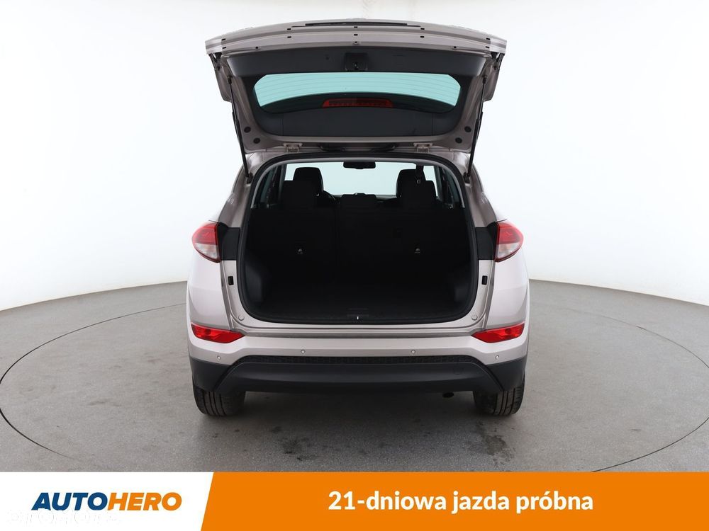 Hyundai Tucson 1.7 CRDI BlueDrive Classic 2WD - 17