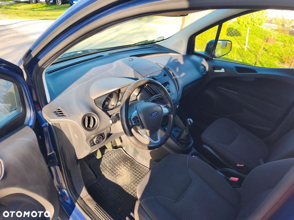 Ford TRANSIT COURIER - 13