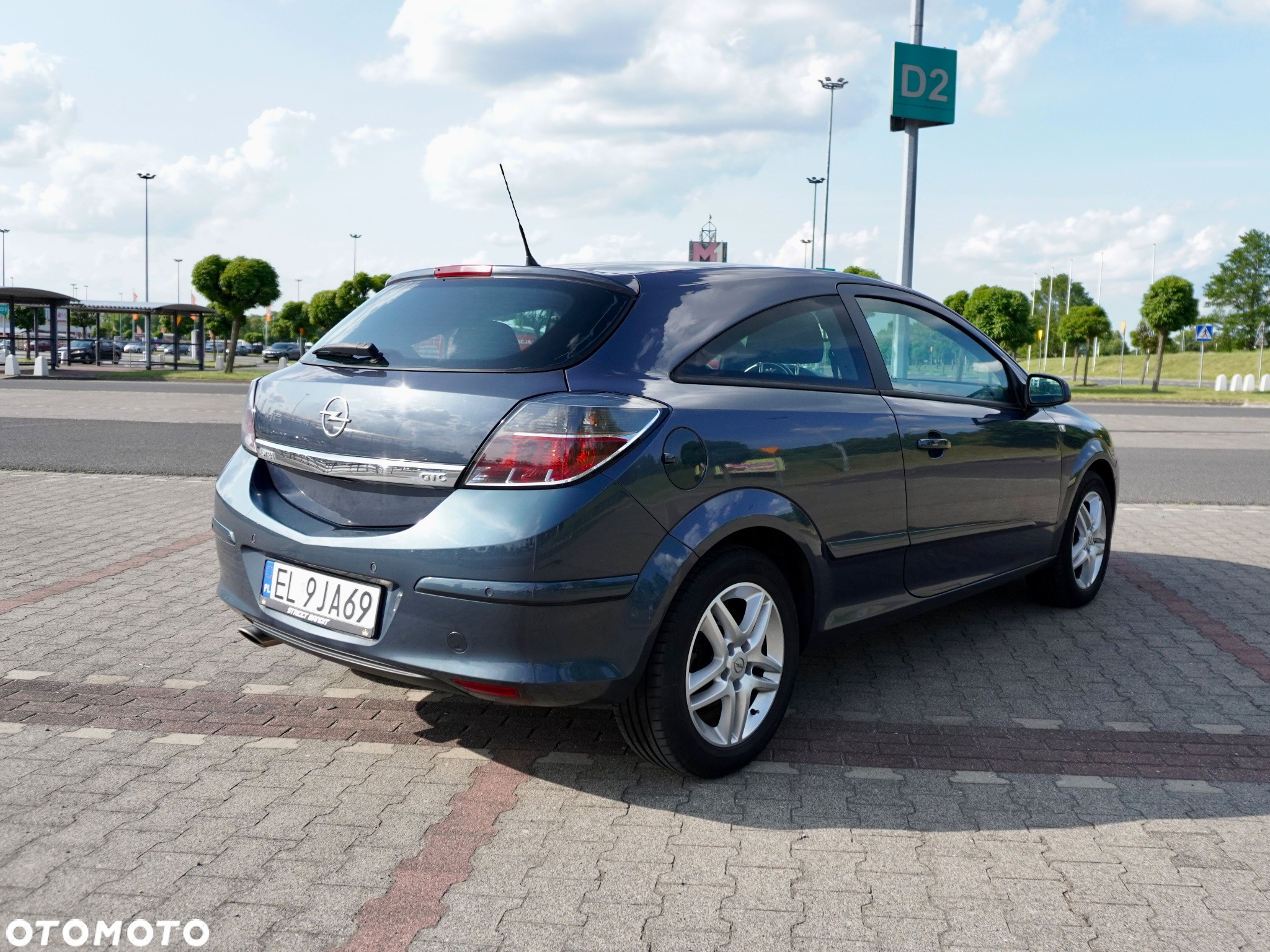 Opel Astra GTC 1.8 Sport - 9