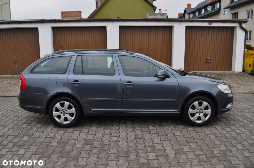 Skoda Octavia 1.6 Combi Selection - 5