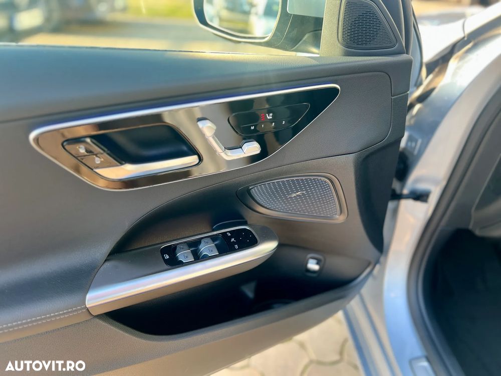 Mercedes-Benz C - 9