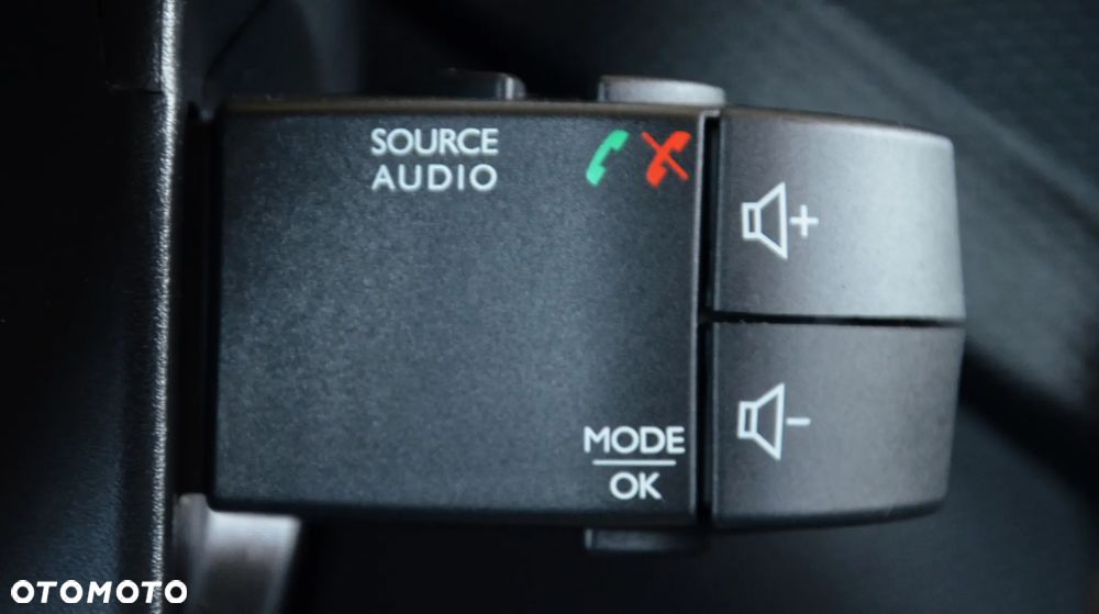 Renault Captur (ENERGY) dCi 90 EDC INTENS - 22