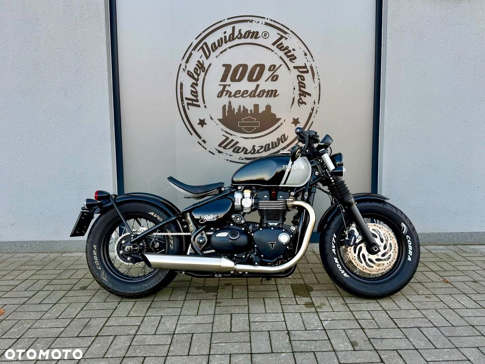 Triumph Bonneville Bobber - 1