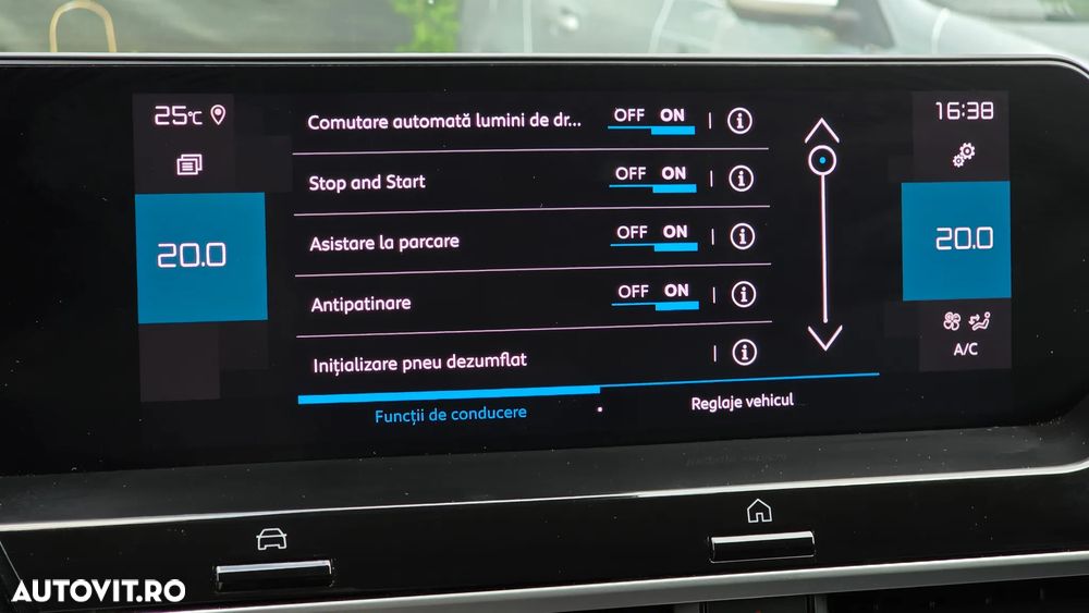 Citroën C4 PureTech 130 Stop&Start EAT8 SHINE - 34