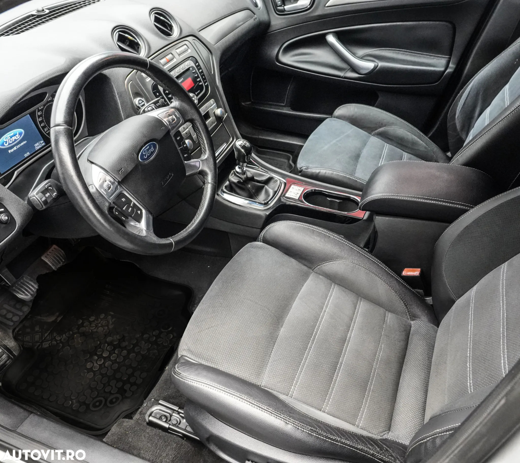 Ford Mondeo 2.0 TDCi Titanium - 11
