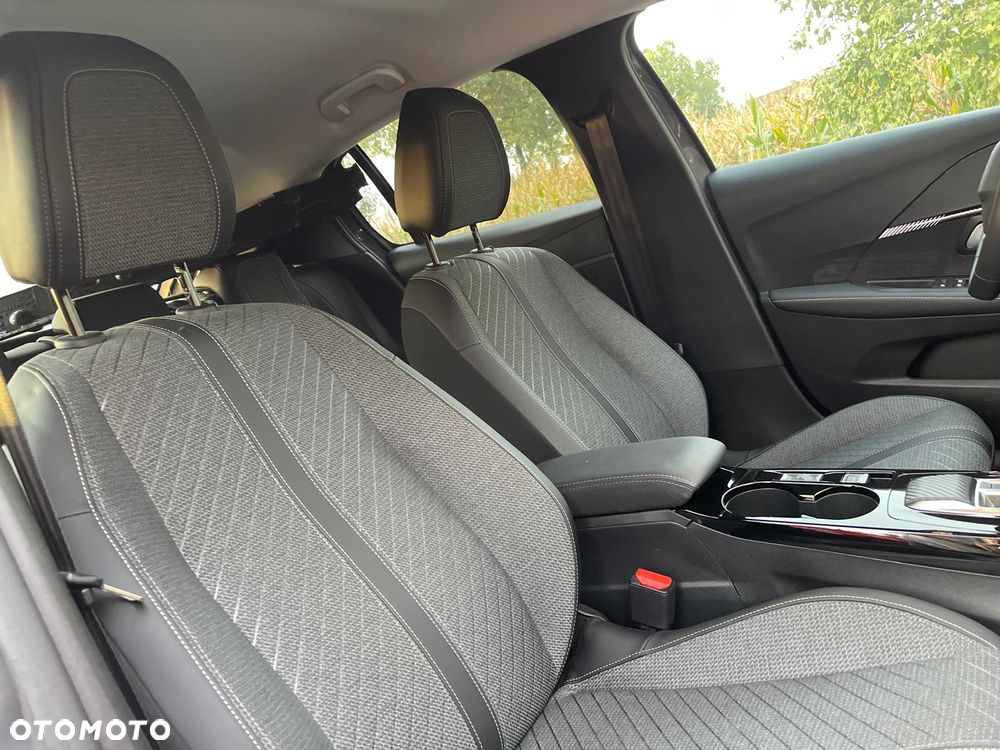 Peugeot 208 Elektromotor 136 Allure - 23