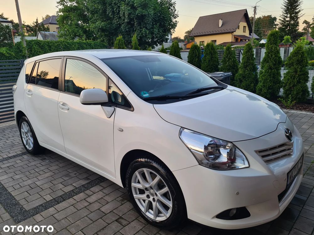 Toyota Verso 1.8 Premium EU5 - 3