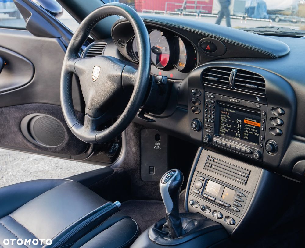 Porsche 911 Targa - 30