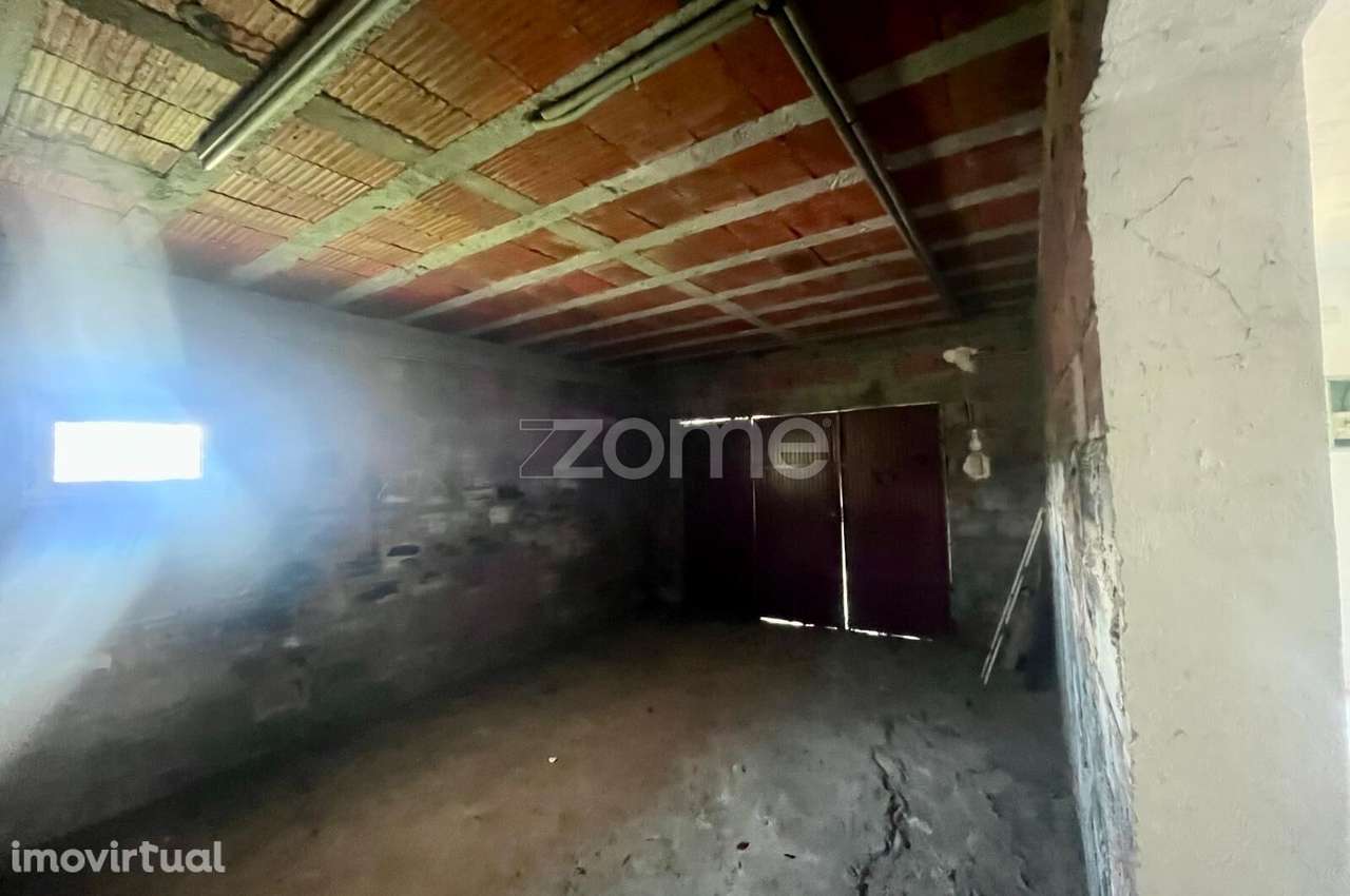 Moradia para recuperar - Grande imagem: 4/21