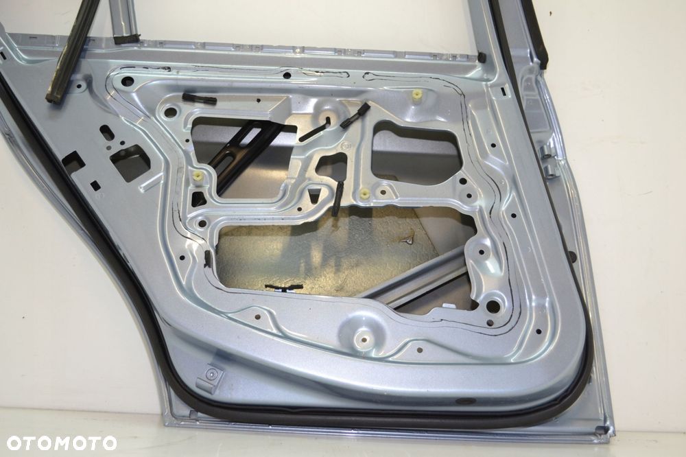 BMW E90 LIFT DRZWI LEWY TYŁ LEWE TYLNE BLUEWATER - 6