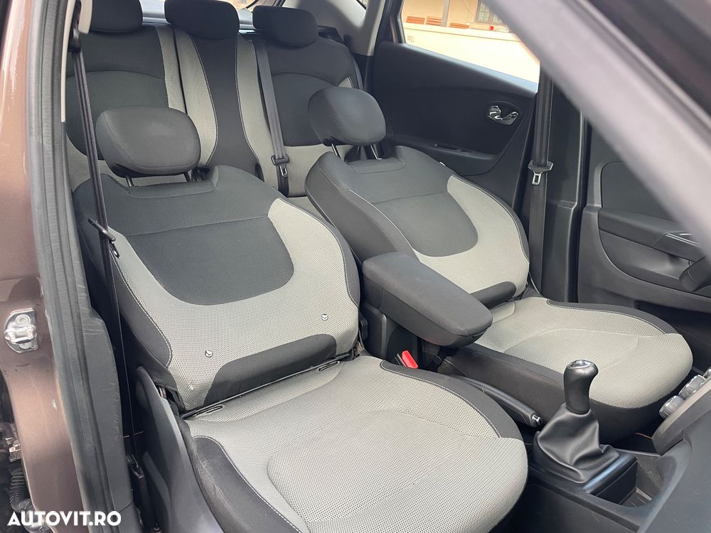 Renault Captur - 29