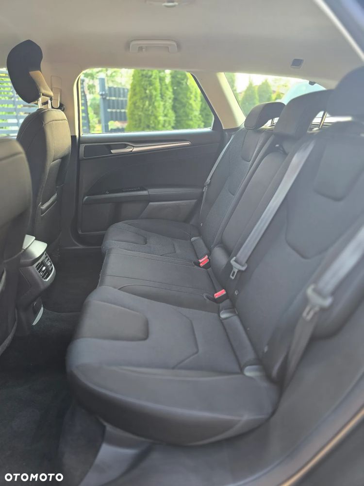 Ford Mondeo 2.0 TDCi Titanium 4WD PowerShift - 11