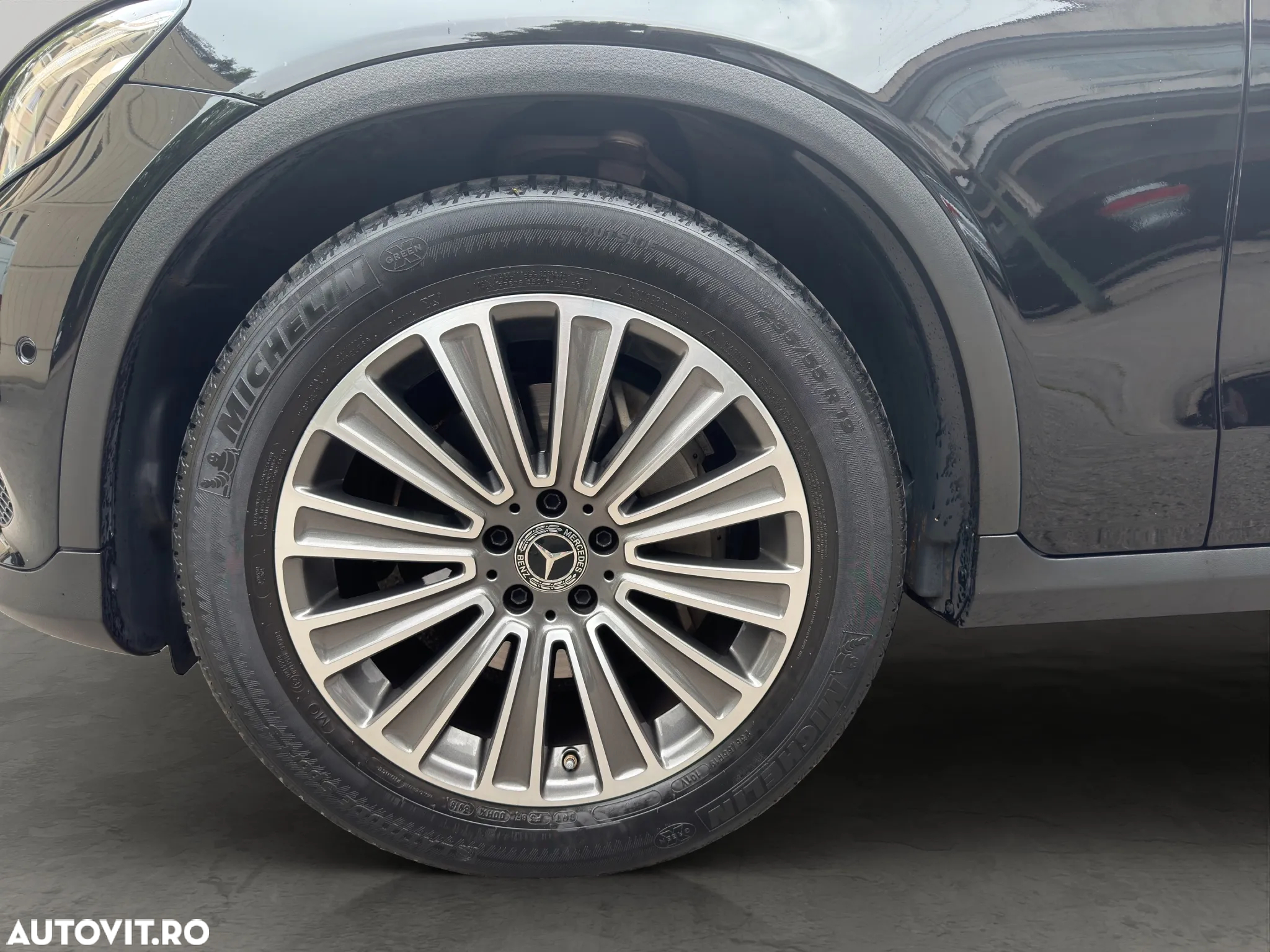 Mercedes-Benz GLC Coupe 250 4Matic 9G-TRONIC - 29