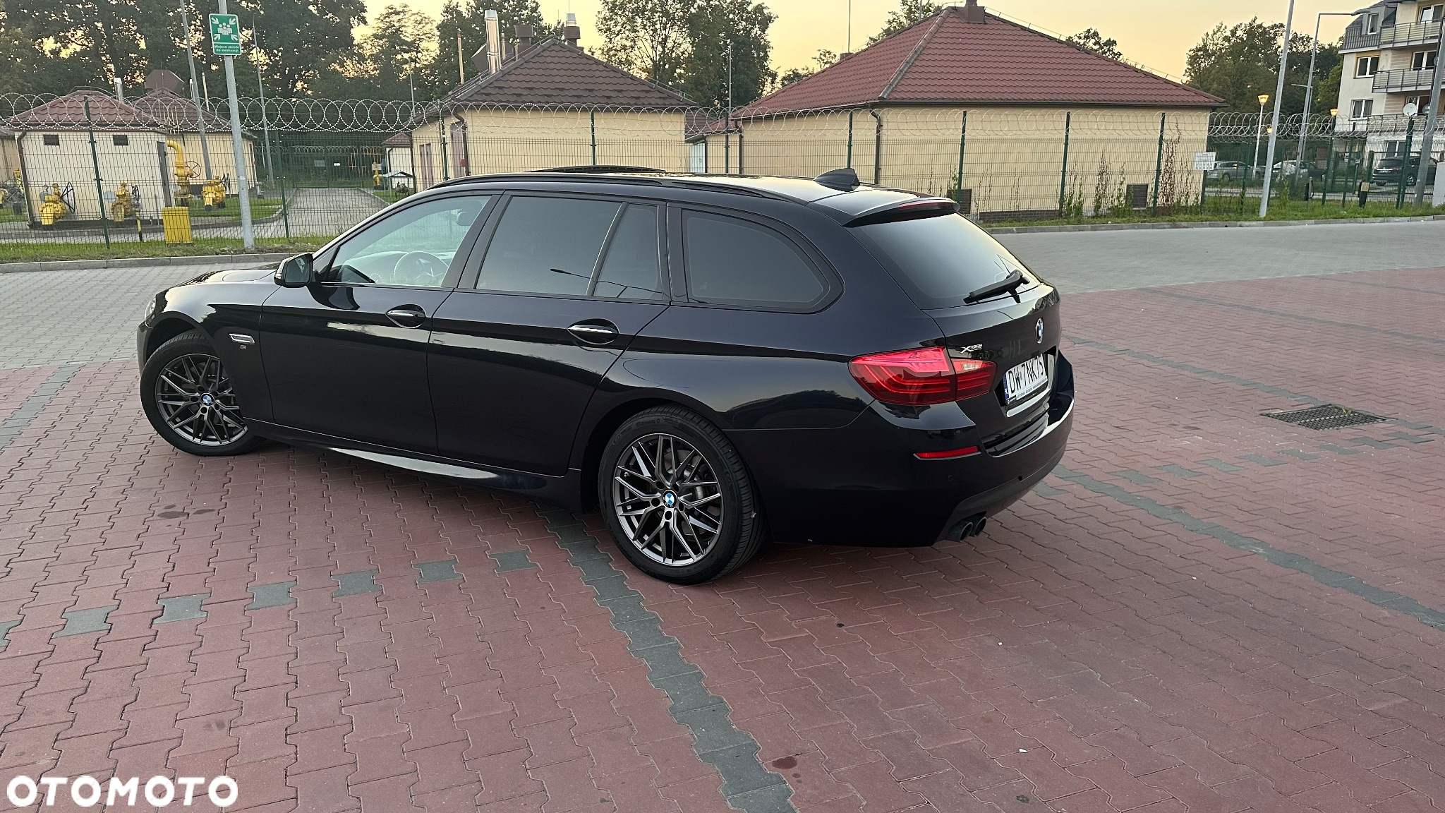BMW Seria 5 525d xDrive - 8