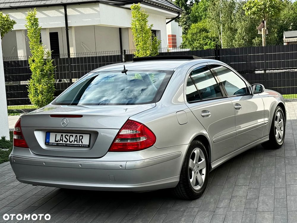 Mercedes-Benz Klasa E - 26