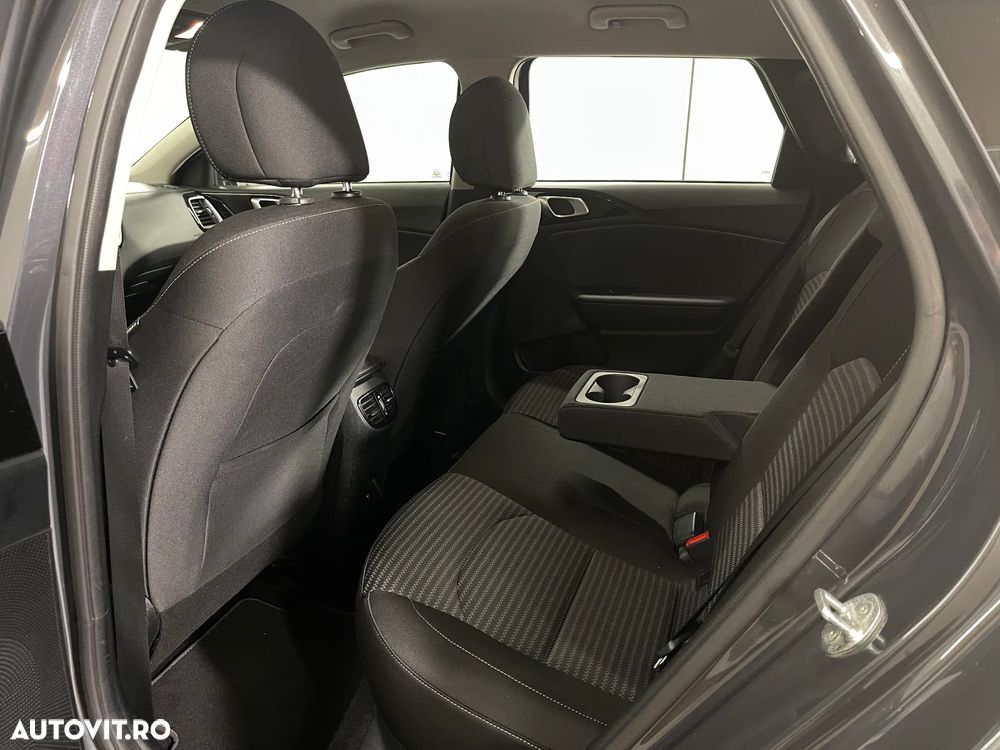 Kia Ceed 1.5 T-GDI DCT7 OPF Vision - 12