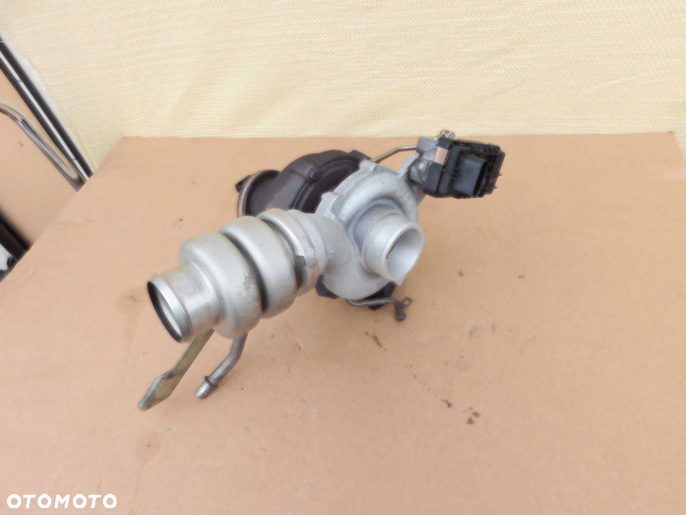 Turbina Turbosprężarka Sprinter 906 2.2 CDI OM646 Kolektor Nastawnik Garrett - 1