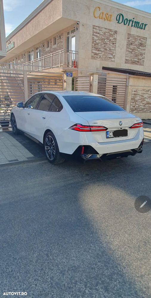 BMW Seria 5 520d xDrive AT MHEV - 6