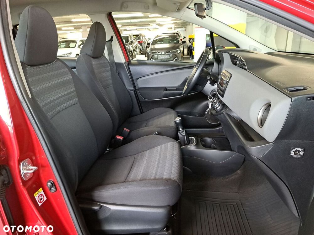 Toyota Yaris 1.0 Active EU6 - 16