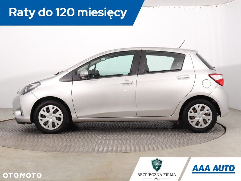 Toyota Yaris - 4