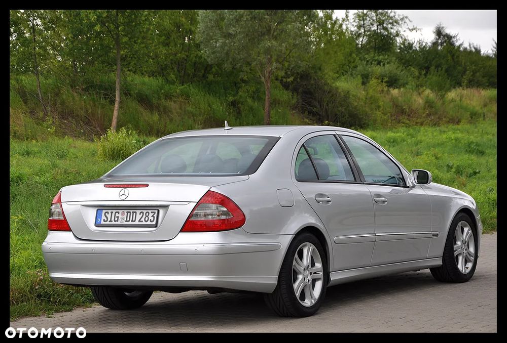 Mercedes-Benz Klasa E 320 CDI 7G-TRONIC Avantgarde - 16