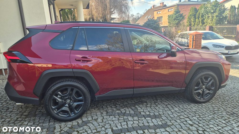 Toyota RAV4 - 4