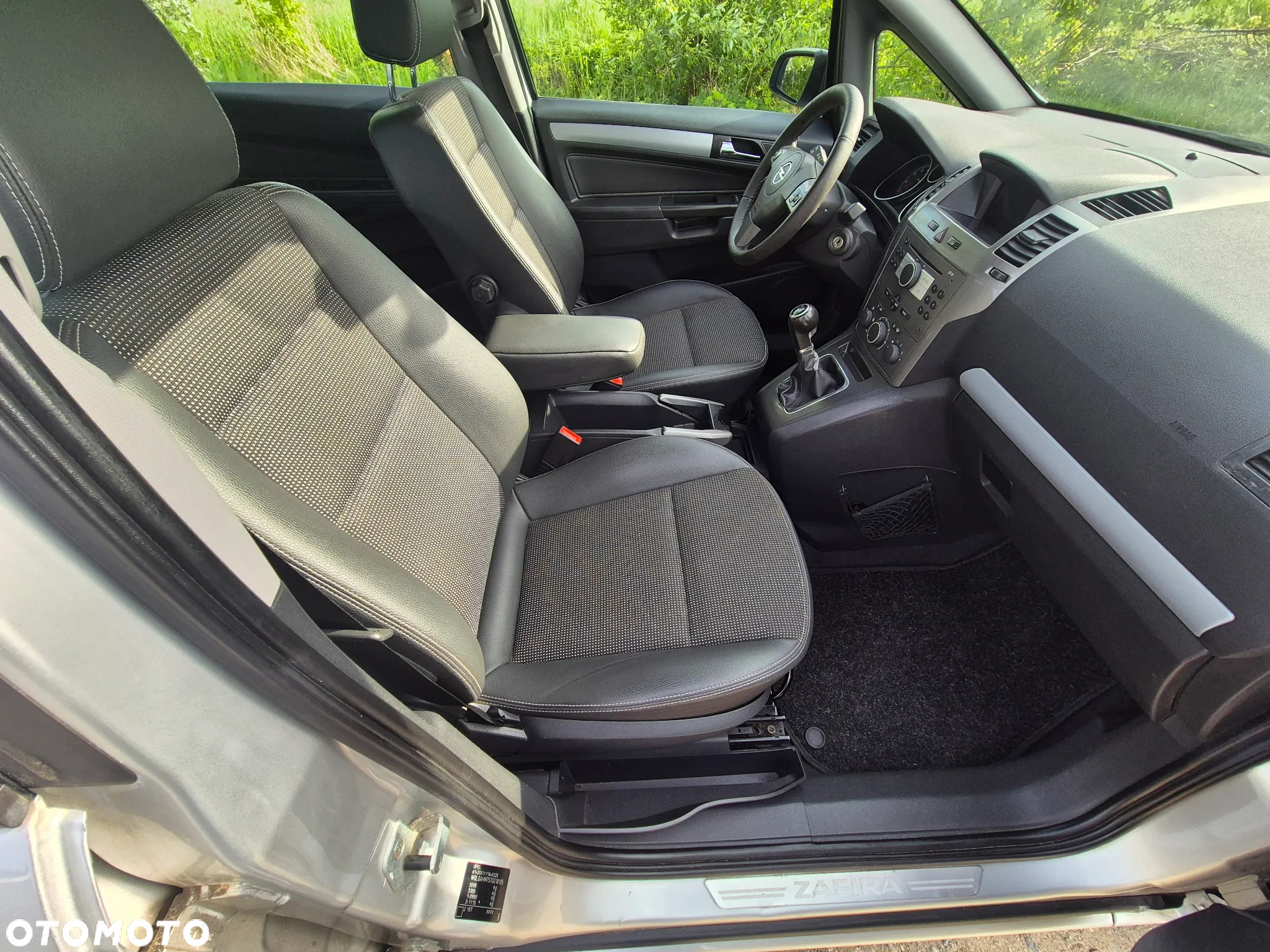 Opel Zafira 1.8 Design Edition - 22