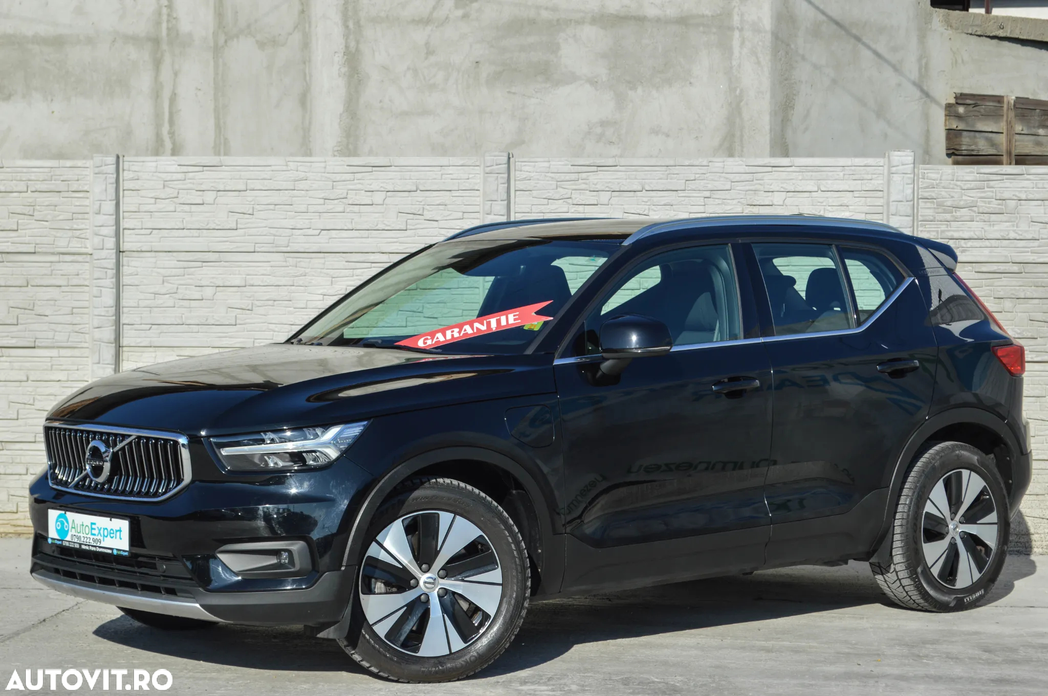 Volvo XC 40 Recharge T5 Twin Engine AT7 Inscription Expression - 9