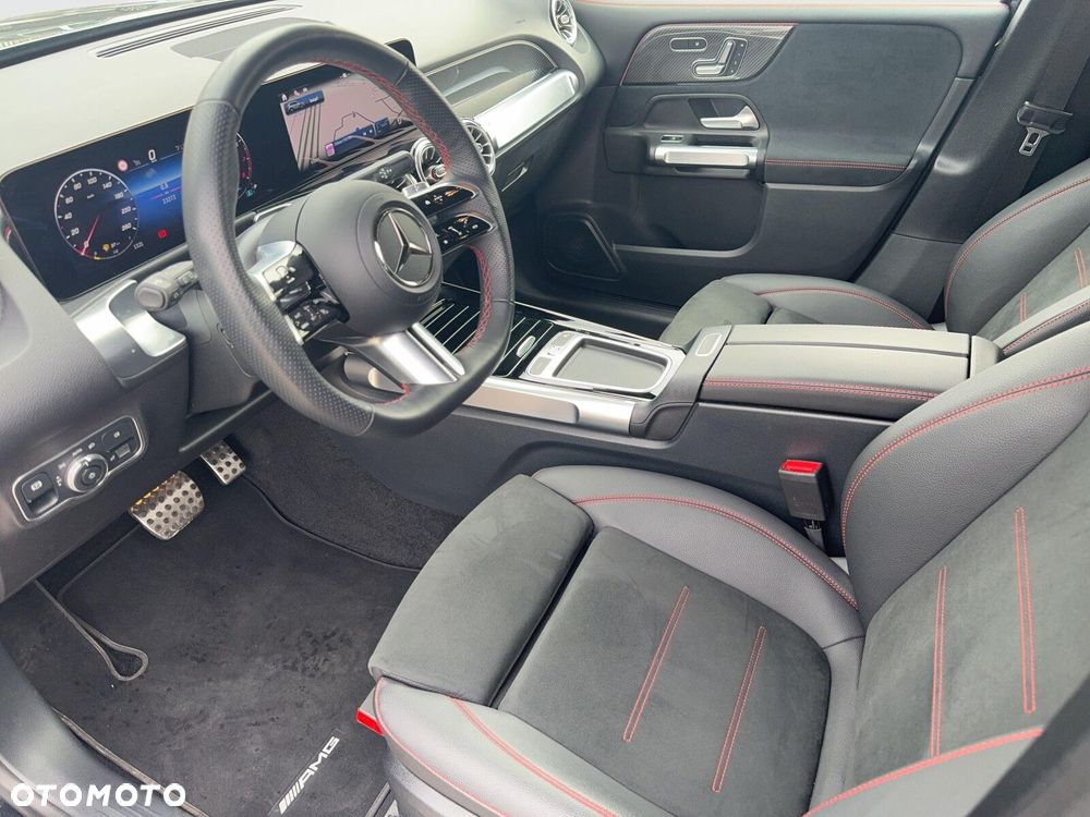 Mercedes-Benz GLB 200 AMG Line 7G-DCT - 11