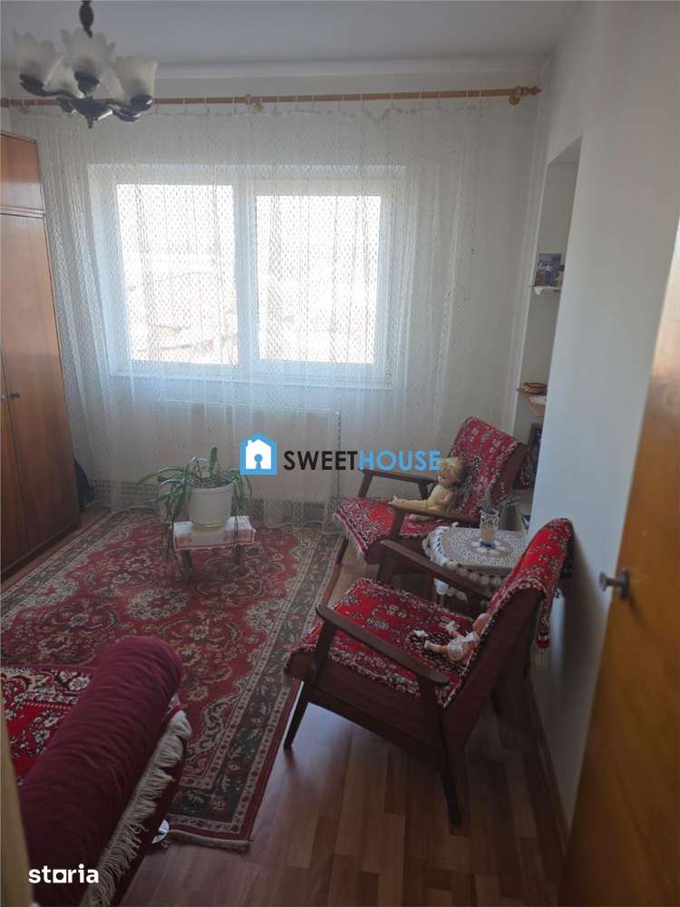 Apartament cu doua camere zona Combinat — fotografia 1