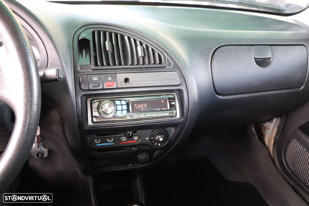 Citroën Saxo 1.6i 16V Cup - 11