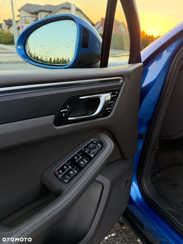 Porsche Macan Standard - 20