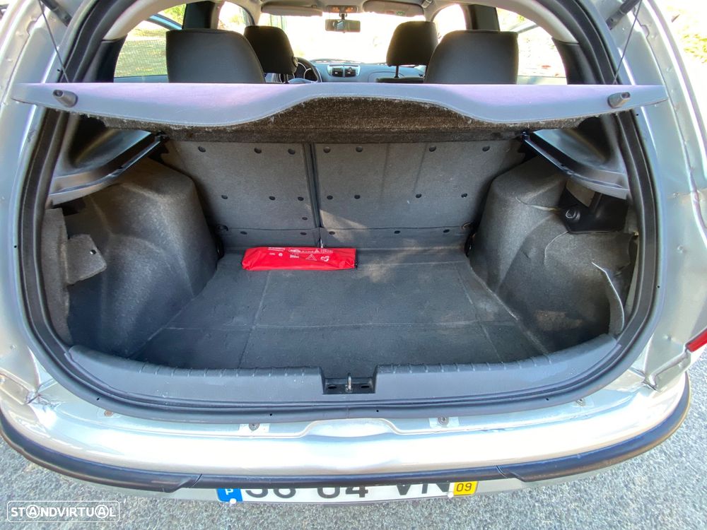 Alfa Romeo 147 1.6 TS - 15