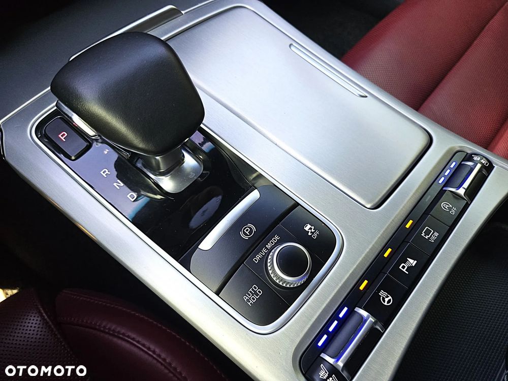 Kia Stinger 3.3 T-GDI V6 GT AWD - 18