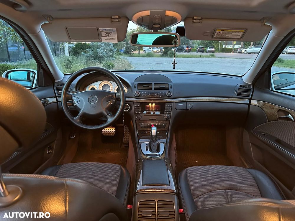 Mercedes-Benz E - 19