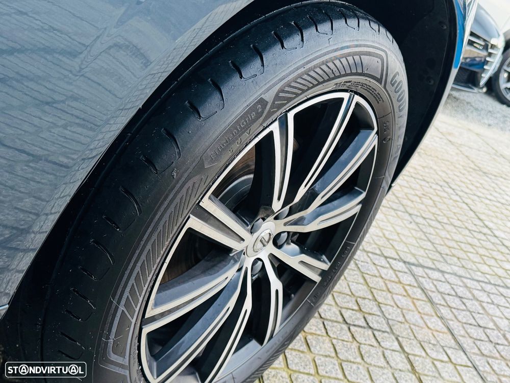 Volvo XC 60 2.0 D3 Momentum Plus - 9