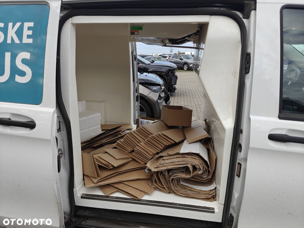 Mercedes-Benz Vito Chłodnia extra lang - 17