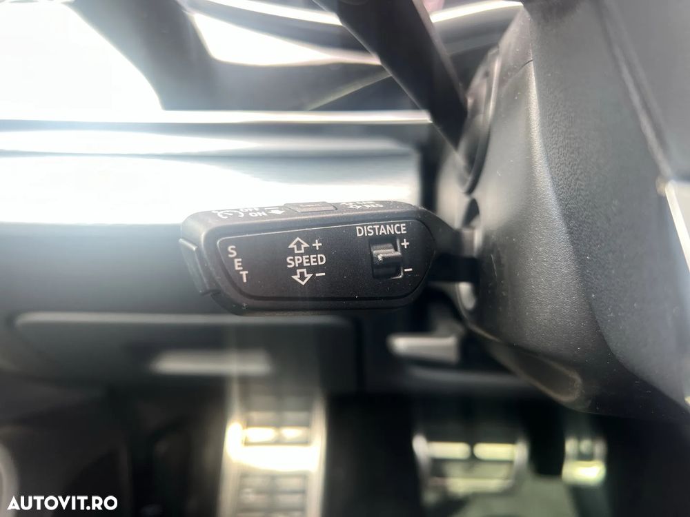 Audi Q8 55 TFSI e quattro Tiptronic PHEV - 16