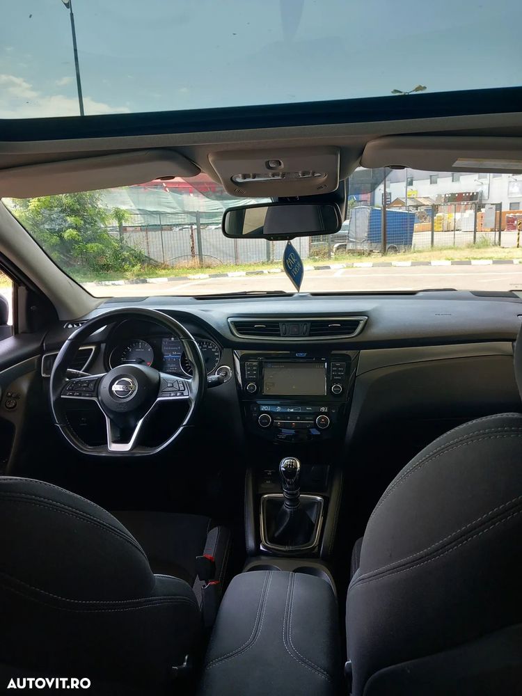 Nissan Qashqai 1.5 DCI N-Connecta - 14