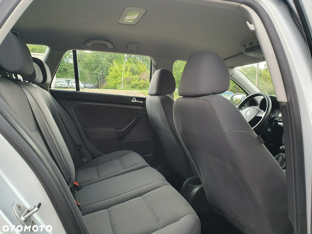 Volkswagen Golf - 16